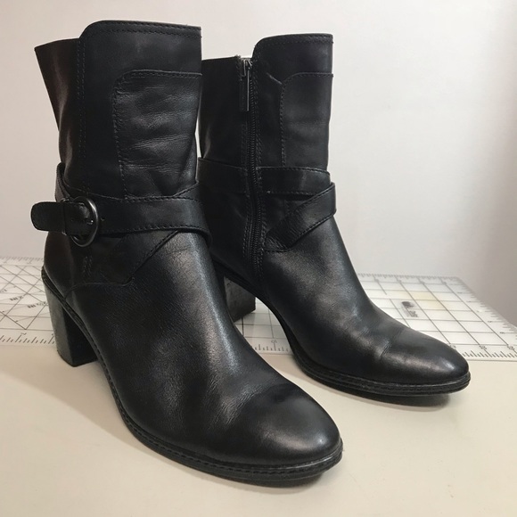 Circa Joan & David CJMontLake Black Ankle Boots - Picture 2 of 8